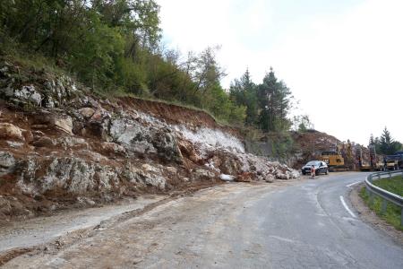 GRADNJA KOLESARSKE STEZE GRAHOVO BLOŠKA POLICA 04 FOTO LJUBO VUKELIČ